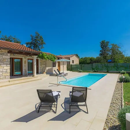 Hébergement de vacances Florens By Interhome Sveti Petar u Sumi