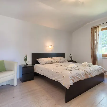 Holiday home Florens - Roj469 By Interhome *